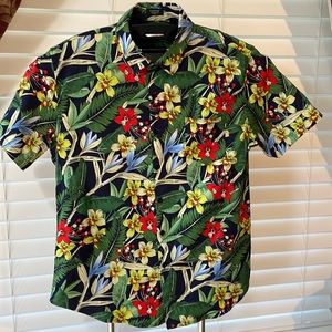 Coofandy Button Down Short Sleeve Size Medium